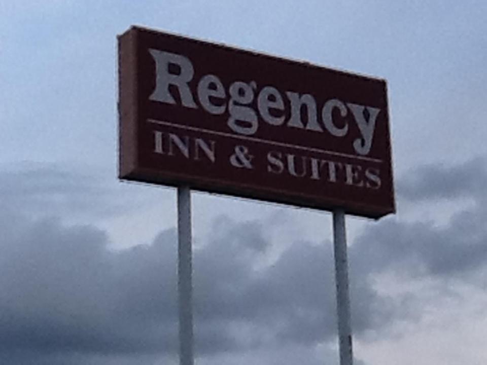 Regency Inn And Suites 볼드윈파크 외부 사진