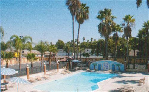 Regency Inn And Suites 볼드윈파크 외부 사진